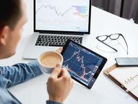Direxion Qualcomm ETFs Trade on Q4 Earnings