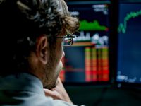 Crypto Sentiment Steadies as Macro Hopes Lift the Tape