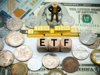 ETF Industry Sets Annual Inflow Record at $2.37T