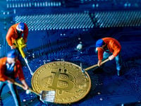 Bitcoin Miners Shift Focus to AI Data Centers