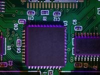 Astera Labs Leads SMRF's 21% Gain on AI Infrastructure