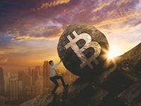 Cryptocurrencies: Bitcoin's Struggles Continue