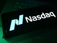 State Street Goes Heads Up With Qs, Launches Nasdaq 100 ETF