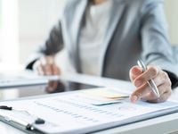 ICI Data Highlights Shift From Mutual Funds to ETFs